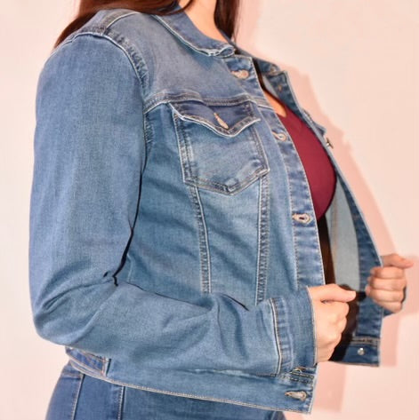 Bonnie stone-washed denim jacket.