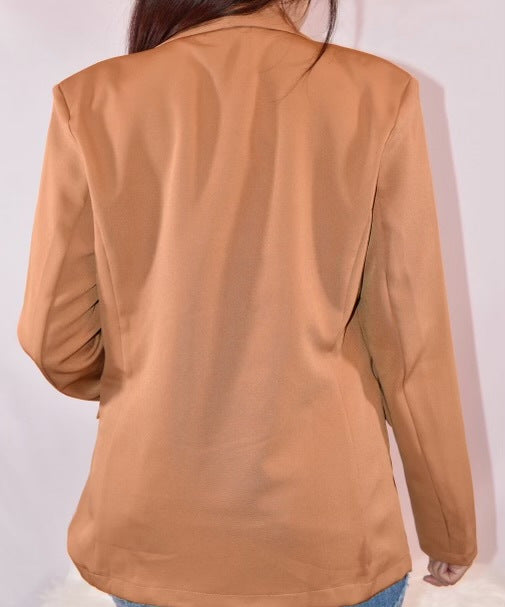 Ellie classic long sleeve blazer.